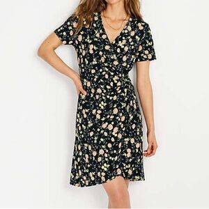 NWT Land’s End Floral Wrap Dress